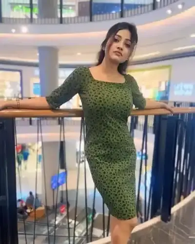 Call Girl Service in Parasgad