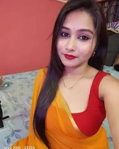 Call Girl in Parasgad
